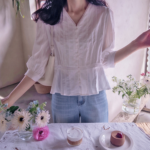 Ann Clinch Subtle Pattern Lace Waist Delicate Fit Blouse [size:F(55~66)]