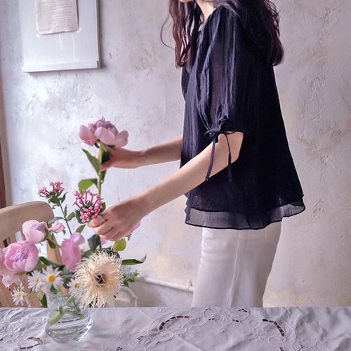 Gemmai Layered Wrinkle Tencel Premium Beauty Blouse [size:F(55~66)]