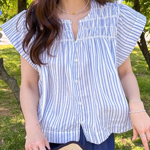 [Good Breathability/Cool] Butterfly Smoke Stripe Patterns Blouse [size:F(55~66)]