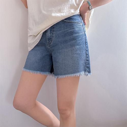 [New Arrival Special 1,000 Won Discount] <FONT color=#5a3954>MADE PREMIUM</font> Ripple Frill Hem Denim 3/4 Length Pants [size:S,M,L,XL]