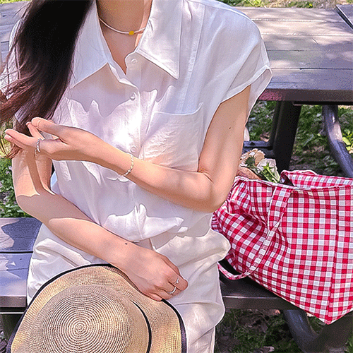 [D-5 First-Come First-Served 15% Discount] [Oversized Fit] Ellybean Kara Cap Sleeve Hem Drawstring Shirt Blouse [Size: F (55~66.5)]