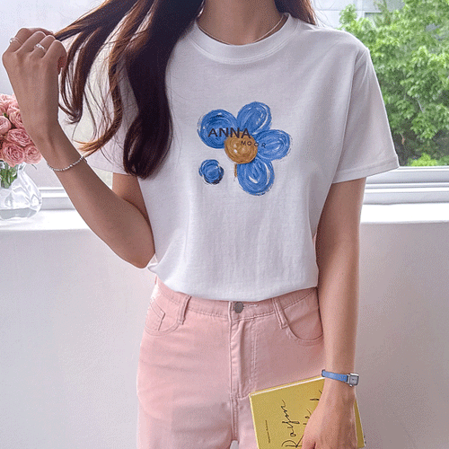 Nerua Blue Flower Graphic Print T-shirt [size:F(55~66)]