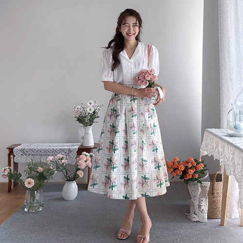 [Body Shape Cover] De Oren Lovely and Voluminous Aline Skirt [Size: F (55~66.5)]
