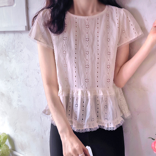 Kello Flower Punched Embroidery Summer Lace Cool Blouse [size:F(55~66)]
