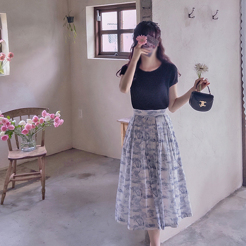 [New Arrival Special 15% Off] <FONT color=#5a3954>MADE LIN</font> Deluxe Orna Print Summer Exclusive Wrinkles Band Skirt [size:F,L]