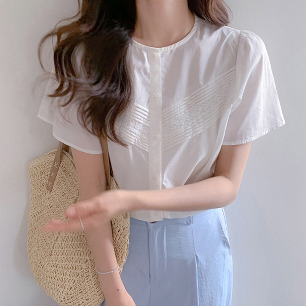 [New Arrival Special 6,000 Won Discount] MADE LIN Berena Pintuck Sky Sleeve Blouse [size:F(55~66)]