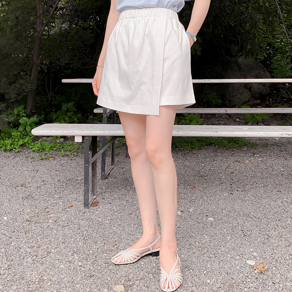 Leenne Feminine and Neat Half Skirt Pants [size: F (55~66.5)]