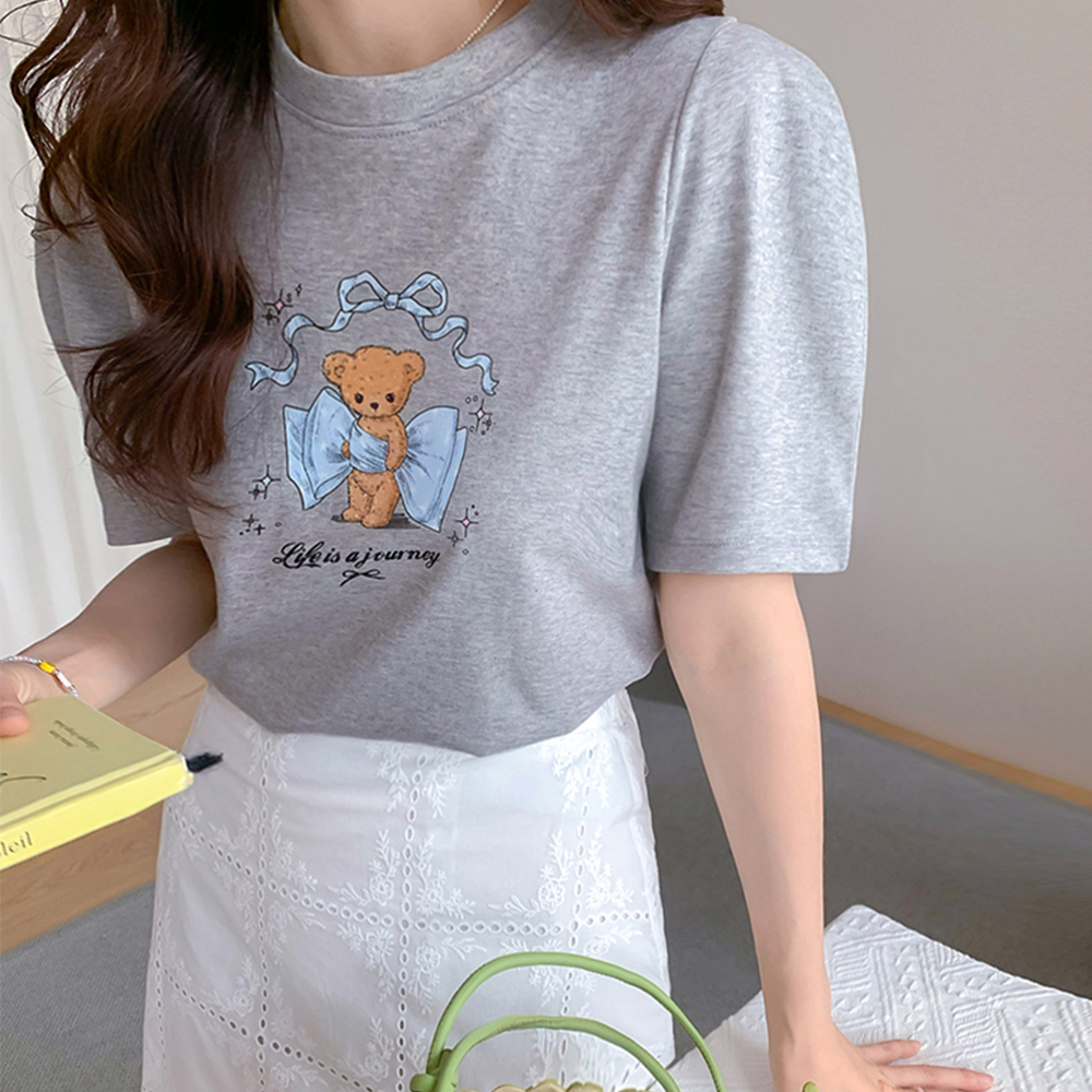 [Stretchable Spandex/Body Shape Coverage] 4 Day Shoulder Puff Teddy Bear Print Short-sleeve T-shirt [size:F(55~66)]