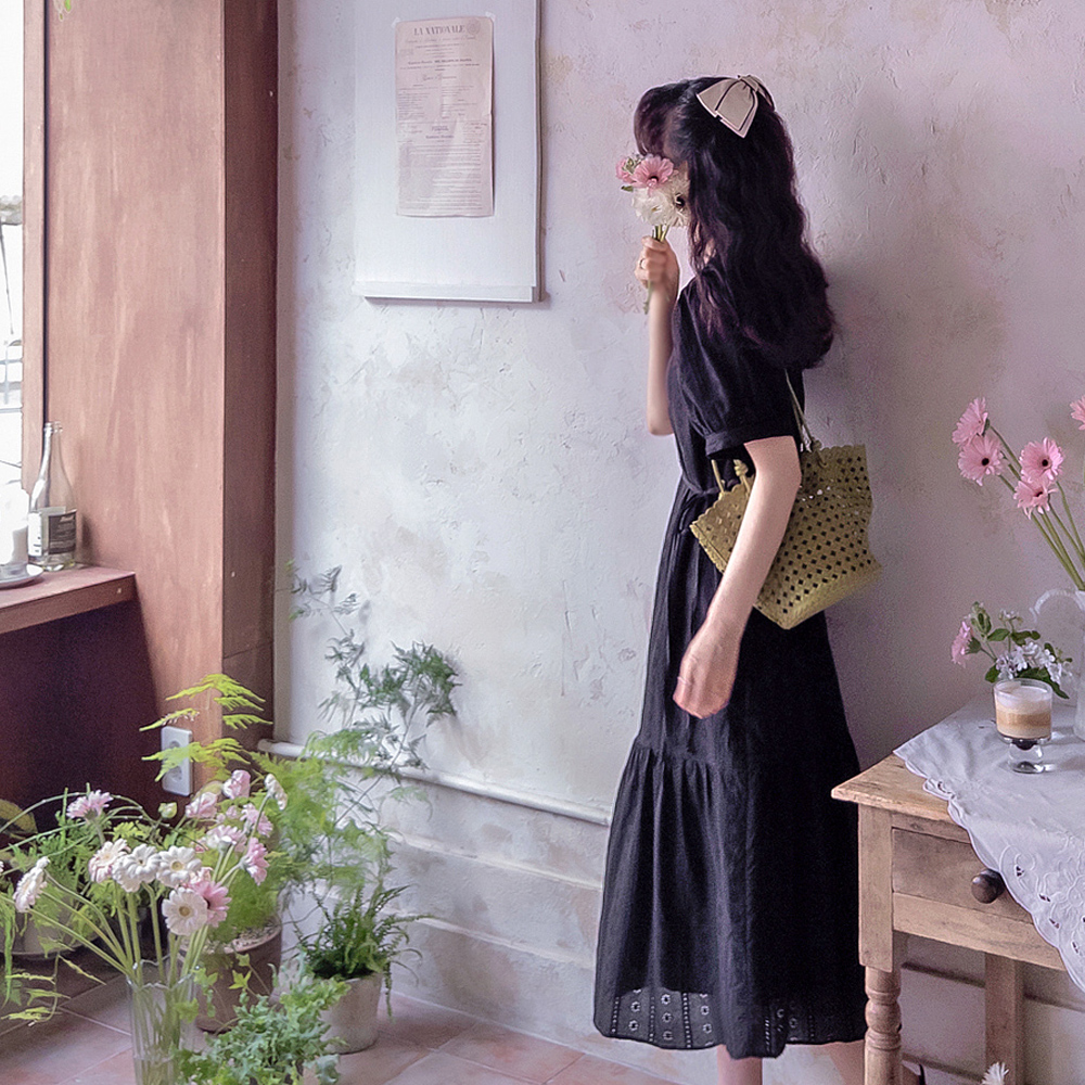 [New Arrival Special 7,000 Won Discount] <FONT color=#5a3954>MADE LIN</font> D-Panz Punched Flower Embroidery Lovely Strap Set One Piece [size:F(55~66)]
