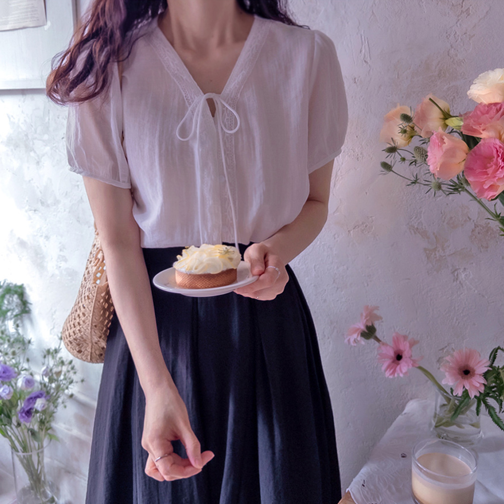 Kroben Sky Lace Lovelyz Cool Tencel Blouse [size:F(55~66)]