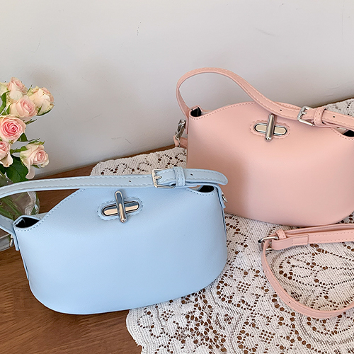 Sapphire Taffy Tote Bag