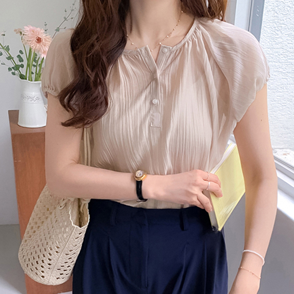 [Contains 80% Tencel] Muir See-through Look Wrinkle Subtle Blouse [Size: F (55~66.5)]