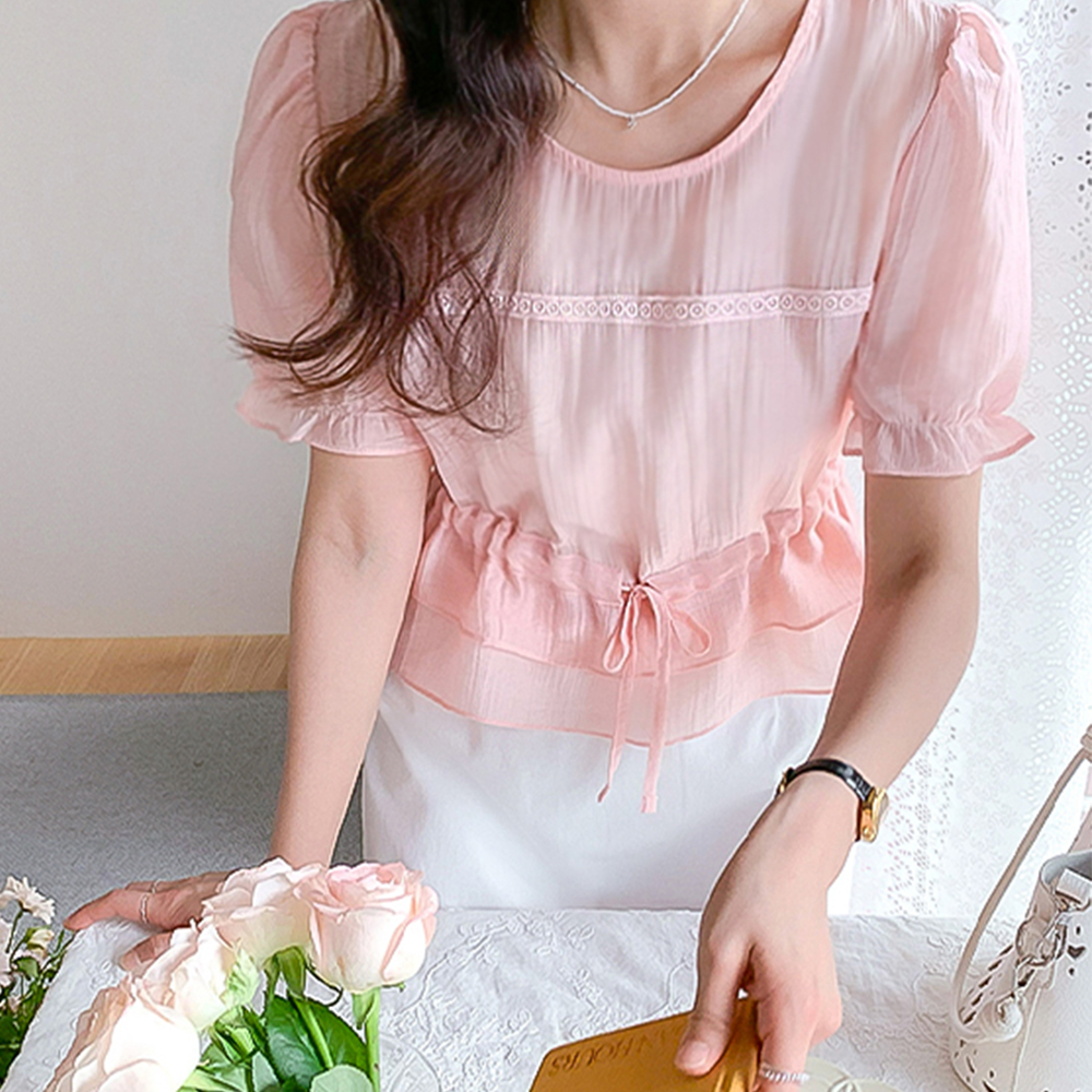 [New Arrival Special 6,000 Won Discount] <FONT color=#5a3954>MADE LIN</font> Raibi Double Peplum Flowy Blouse [size:F(55~66)]