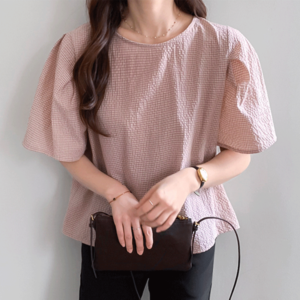[New Arrival Special 13% Sale] MADE LIN Ritz Seersucker Mini Check Sleeve Tuck Blouse [size:F(55~66.5)]