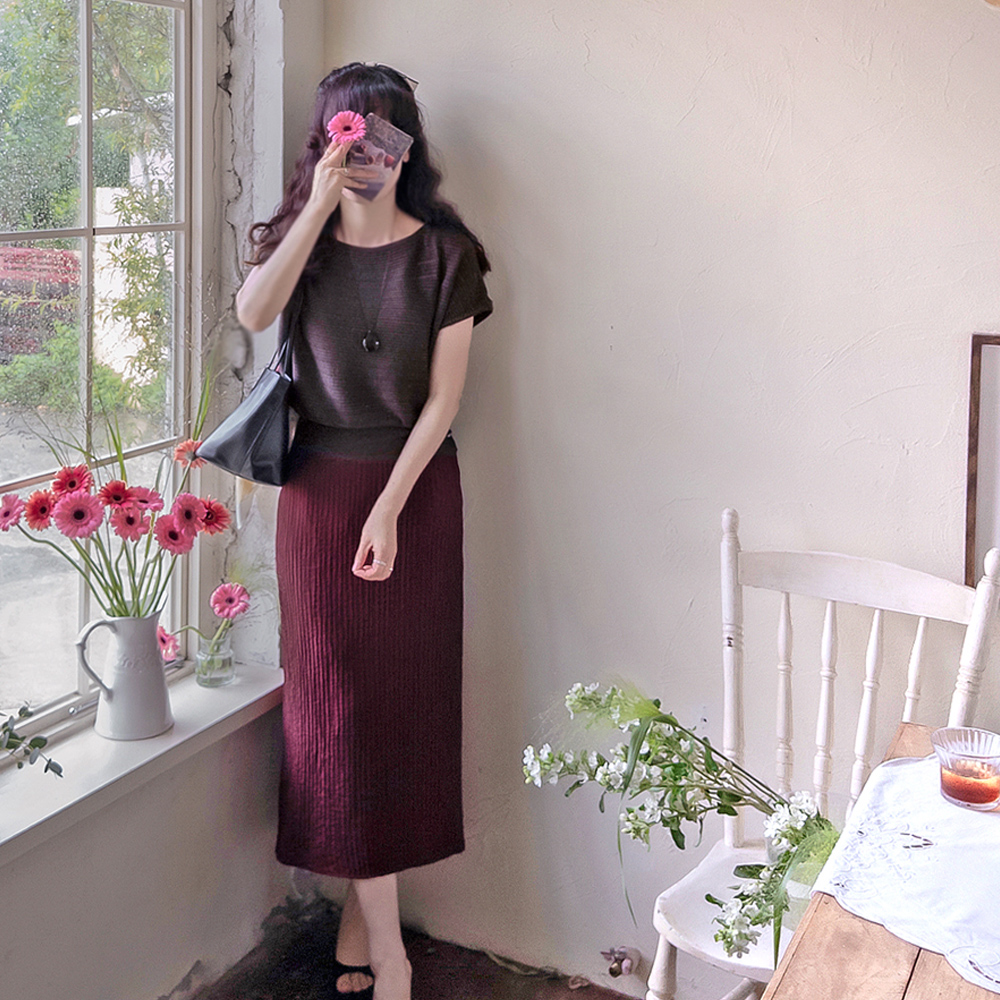 Loaders Delicate Vertical Wrinkle Edge Slit Sophistication Skirt [size:F(55~66)]