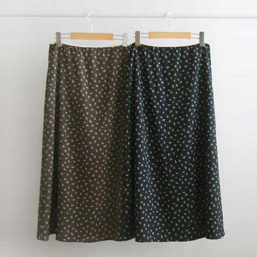 [Special Sale 30% ★ Limited Quantity] J.Bin Mini Flower Body-Covering Fit Skirt [Size: F (55~66)]