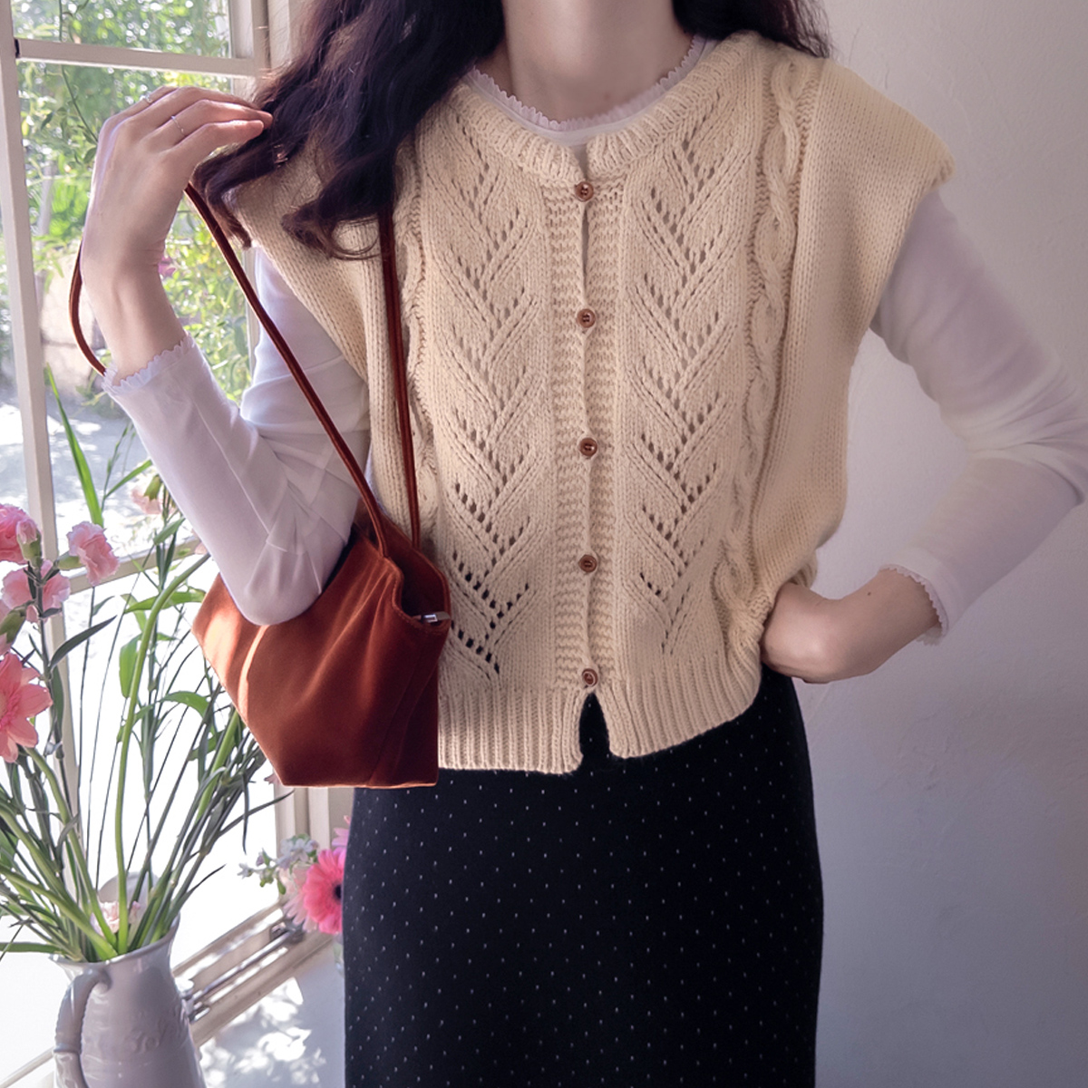 Gemma Cable Cute Thick & Flexible Knit Vest [size:F(55~66)]