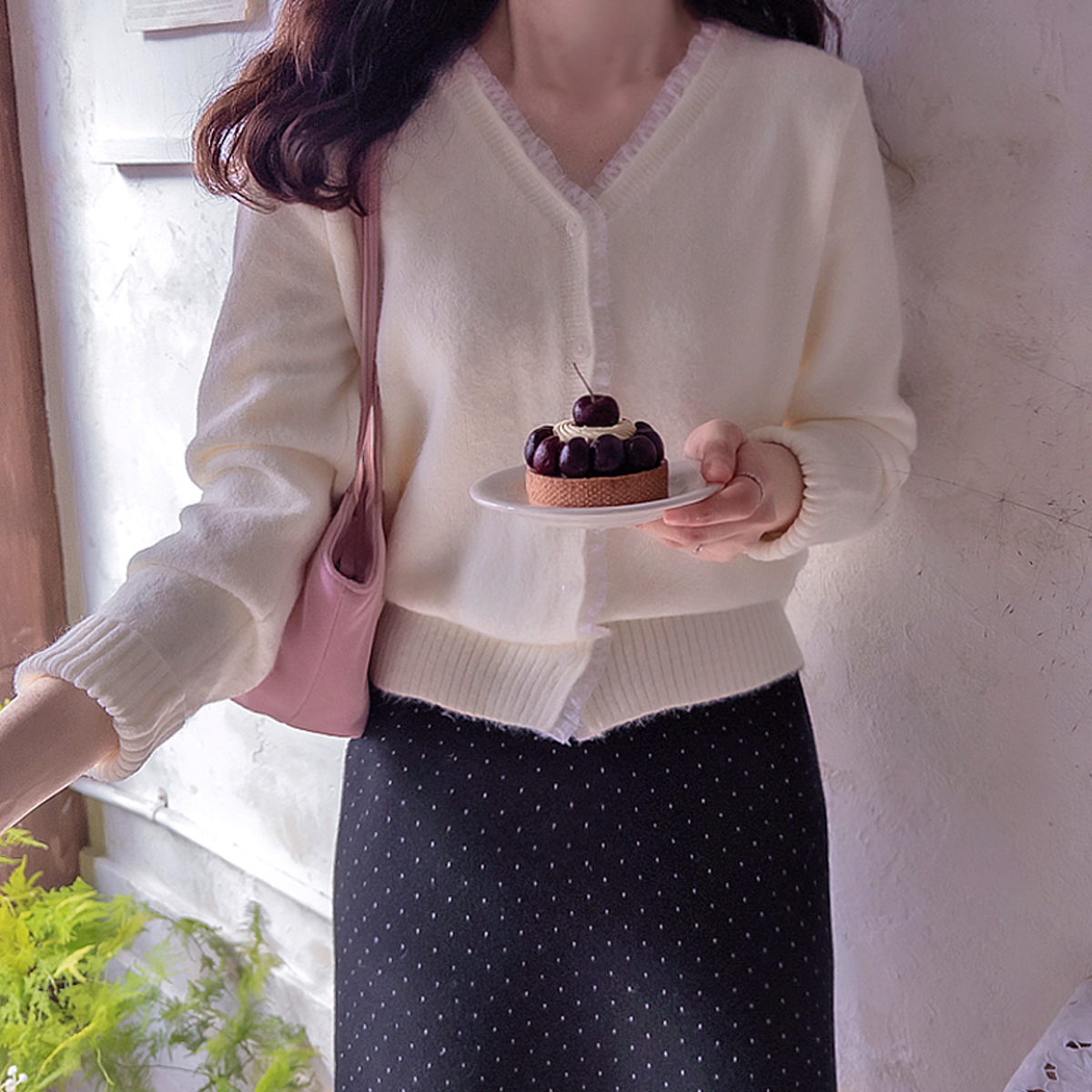 Shubera Mini Lace Stretchy Spandex Soft Texture Thick Cardigan [size:F(55~66)]