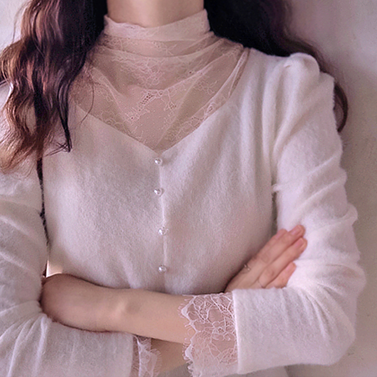 Charjinju Soft Brushed Spandex Les Van Turtleneck Blouse [size:F(55~66)]