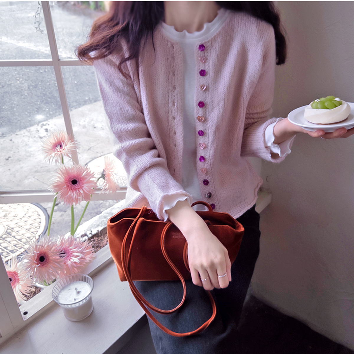N Love Me Heart Flower Mother-of-Pearl Button Warm Delicate Fit Cardigan [size:F(55~66)]