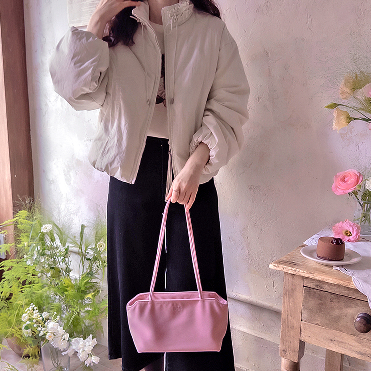 [Limited Quantity] Cleavers Lovely Neck Duck Down Cozy Warm Padded [size:F(55~77)]